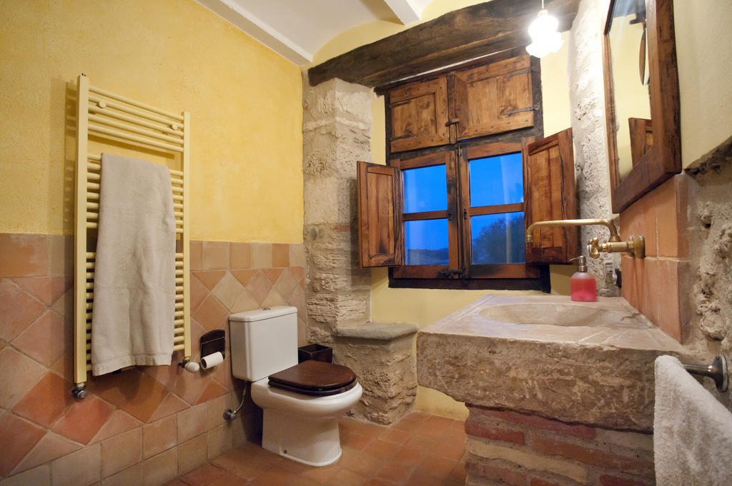 Cornellá de Terri Mil Estrellesヴィラ 部屋 写真