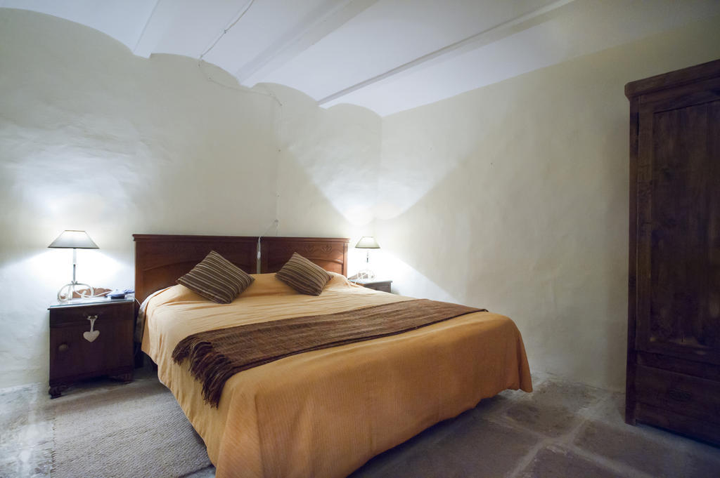 Cornellá de Terri Mil Estrellesヴィラ 部屋 写真